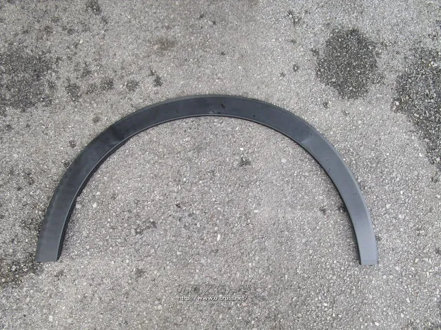 外装・エアロ ロッキー純正フロントバンパー