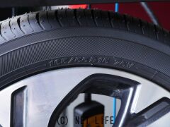 ホイール・タイヤ 希少 15インチ 最新スペーシアカスタム 最上級グレード タイヤアルミ4本セット