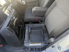 トヨタ ピクシスメガ