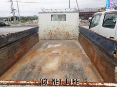 日野自動車 デュトロ