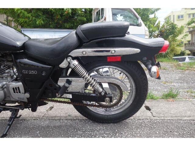 スズキ GZ250