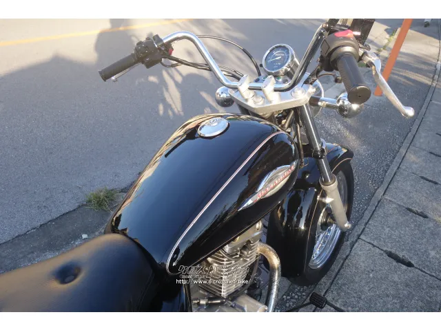 スズキ マローダー125