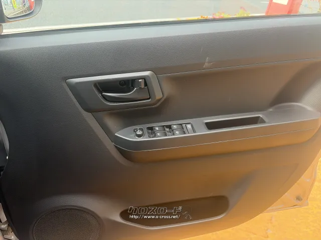 ダイハツ ミライース