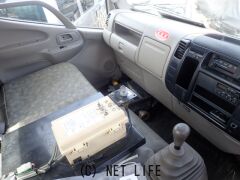 日野自動車 デュトロ