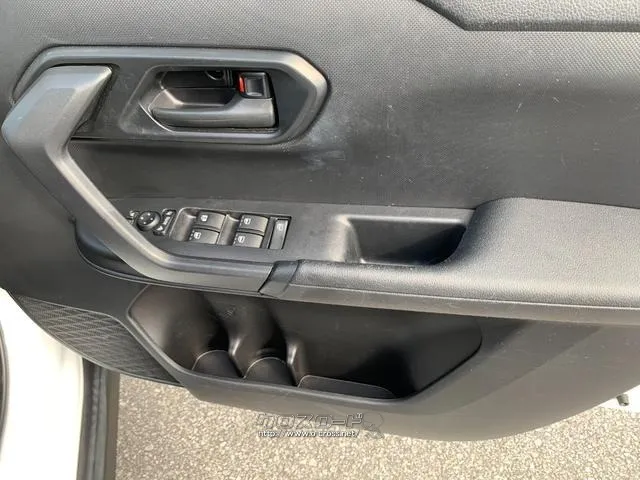 ダイハツ ロッキー