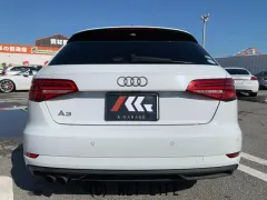 アウディ A3スポーツバック