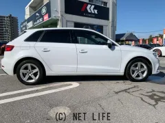 アウディ A3スポーツバック