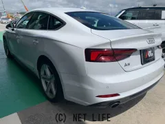 アウディ A5スポーツバック