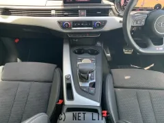 アウディ A5スポーツバック