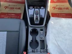 アウディ A3