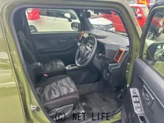 ダイハツ タフト