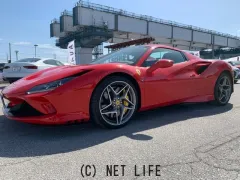 フェラーリ F8スパイダー