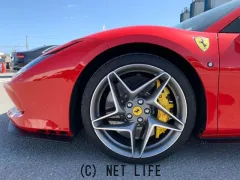 フェラーリ F8スパイダー