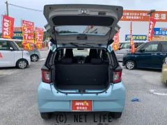ダイハツ ミライース