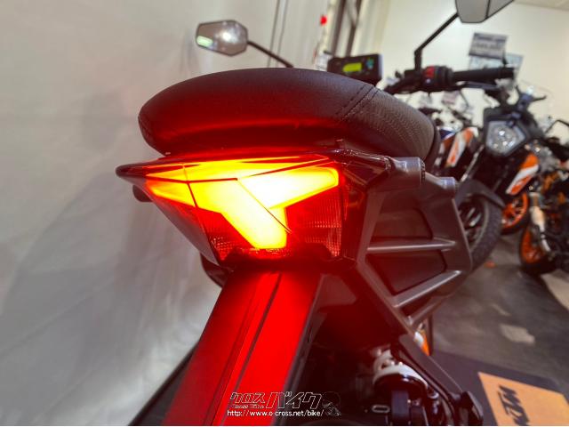 KTM 390 デューク