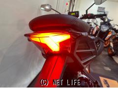 KTM 390 デューク