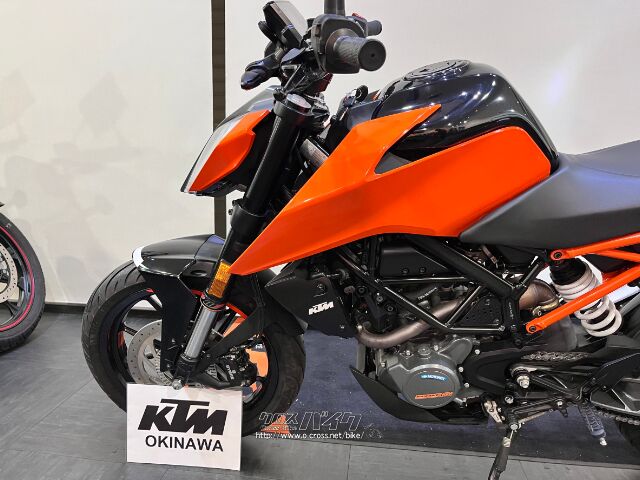 KTM 125 デューク・2018(H30)初度登録(届出)年・ブラックオレンジ