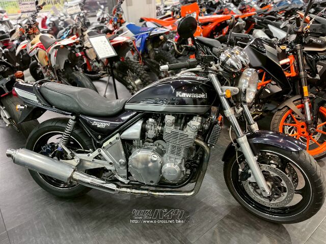 カワサキ ゼファー 1100・1994(H6)初度登録(届出)年・パープル