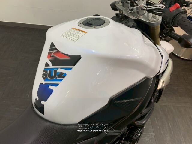 スズキ GSR750