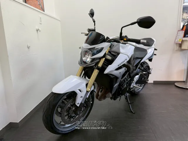 スズキ GSR750