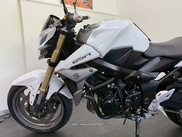 スズキ GSR750
