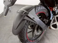 スズキ ジクサー