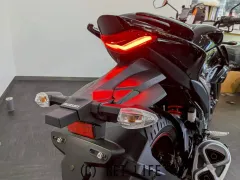 スズキ ジクサー