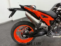 KTM 890 デューク
