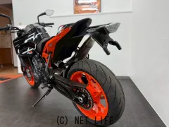 KTM 890 デューク