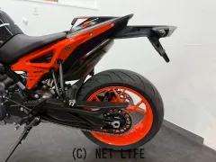 KTM 890 デューク