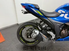 スズキ ジクサーSF250