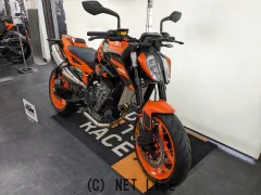 KTM 890 デューク