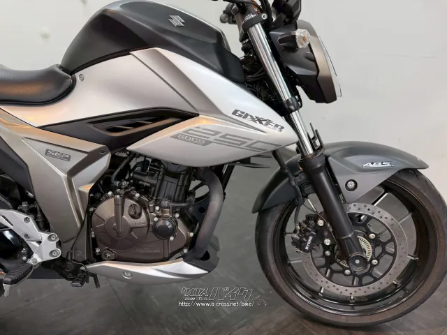 スズキ ジクサー