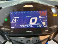 スズキ ジクサーSF250