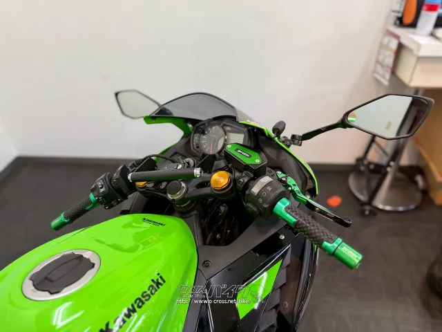 カワサキ ZX25R 2021・2021(R3)初度登録(届出)年・グリーン・249cc