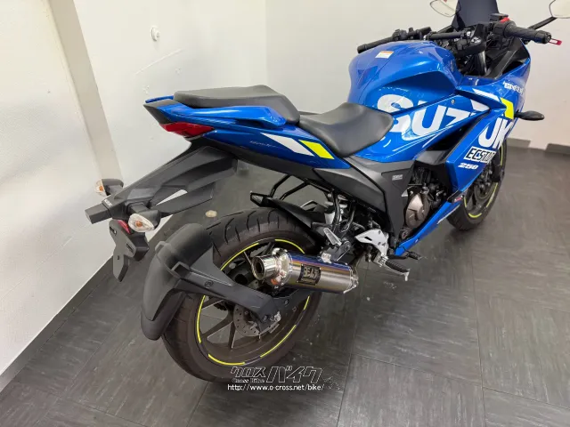 スズキ ジクサーSF250
