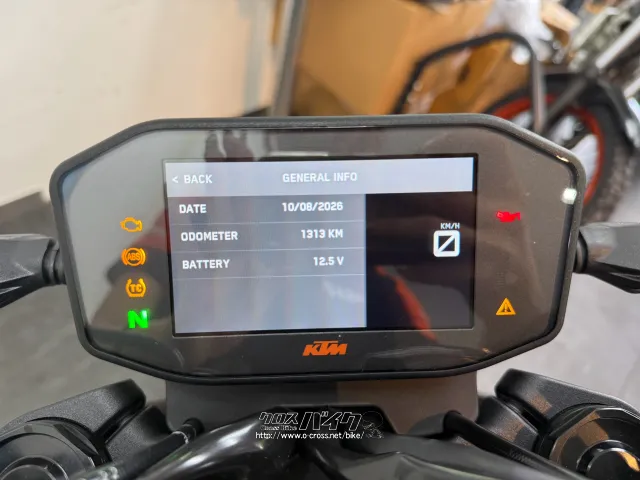 KTM 890 デューク