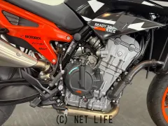 KTM 890 デューク