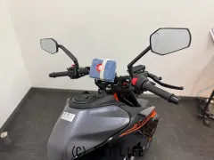 KTM 390 デューク