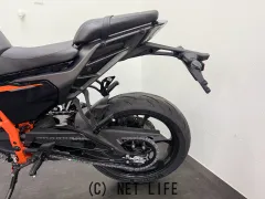 KTM 390 デューク