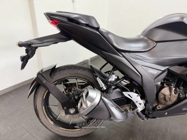 スズキ ジクサーSF250