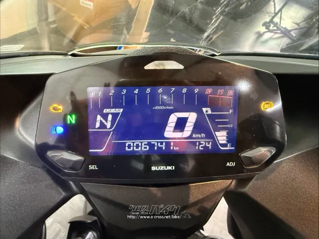 スズキ ジクサーSF250