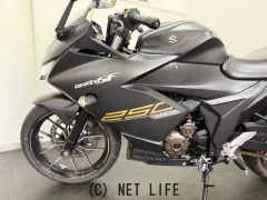 スズキ ジクサーSF250