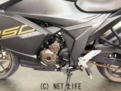 スズキ ジクサーSF250