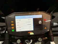 KTM 1290 スーパーデュークR