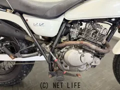 スズキ バンバン200