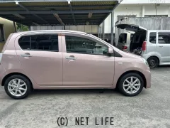 ダイハツ ミライース