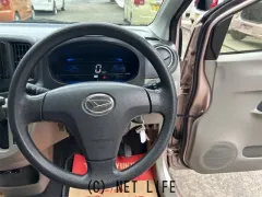 ダイハツ ミライース