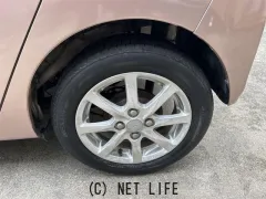 ダイハツ ミライース