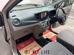 ダイハツ ミライース
